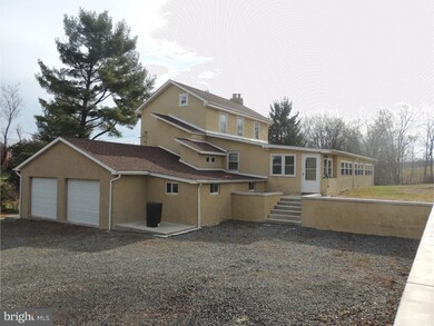 2922 Kutztown Rd, East Greenville, PA 18041 - photo 3