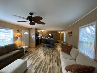 7105 Living B