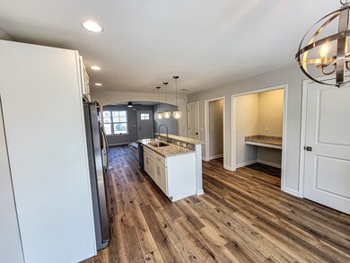 135 Doak St, Shelbyville, TN 37160 - photo 5