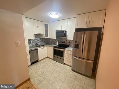 728 Putnam Blvd unit 15B, Wallingford, PA 19086 - photo 4