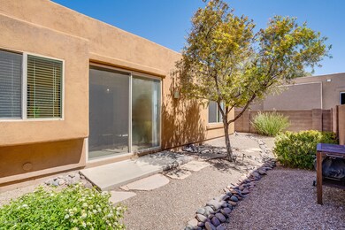 N Cardell Cir -39