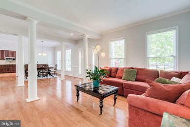 8917 Cross Chase Cir, Lorton, VA 22079 - photo 7