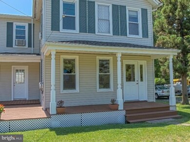 659 Ridge Rd, Monmouth Junction, NJ 08852 - photo 2