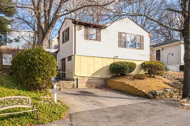 19 Harold St, Worcester, MA 01604 - photo 2