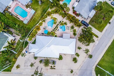 5701 Holmes Blvd unit B, Holmes Beach, FL 34217 - photo 4