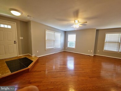 9423 Nicklaus Ln, Laurel, MD 20708 - photo 3
