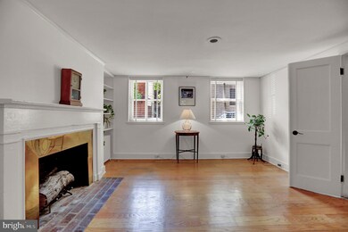 10 W Hamilton St, Baltimore, MD 21201 - photo 5