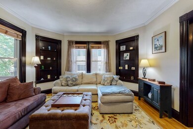 329 Crescent St unit 2, Waltham, MA 02453 - photo 4