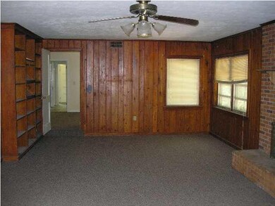 120 E Whitworth St, Hazlehurst, MS 39083 - photo 6