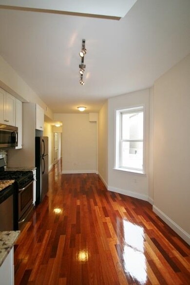 149 Webster Ave unit 3, Jersey City, NJ 07307 - photo 3