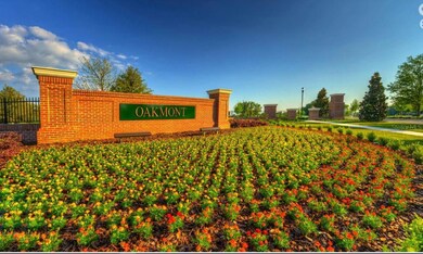 Oakmont entrance