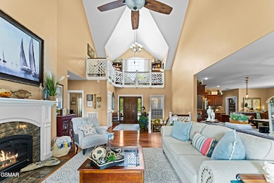 1279 Clabo Ln, Sevierville, TN 37876 - photo 6