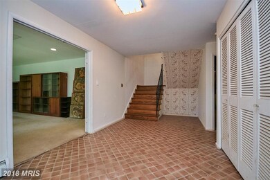 6310 Beachway Dr, Falls Church, VA 22044 - photo 4