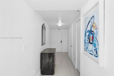 Mint at Riverfront unit 4610, Miami, FL 33130 - photo 5