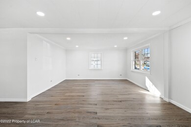 515 Sampson St, Old Forge, PA 18518 - photo 6