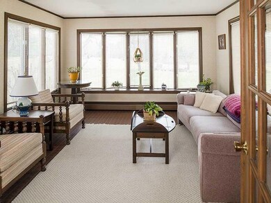 Sunroom. Year-round sunroom.