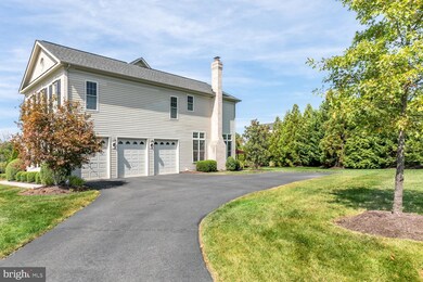 42750 Virginia Oak Ct, Broadlands, VA 20148 - photo 2