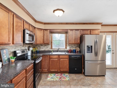 370 Ulysses Way, Linden, VA 22642 - photo 2