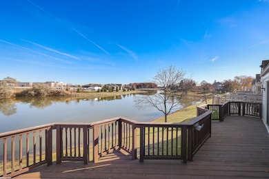 13803 Bayview Dr unit 23, Sterling Heights, MI 48313 - photo 2