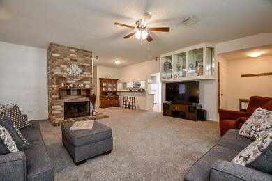 5110 Spring Circle Dr, Pearland, TX 77584 - photo 6