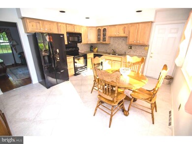 5 Meadow Ln, Wallingford, PA 19086 - photo 6