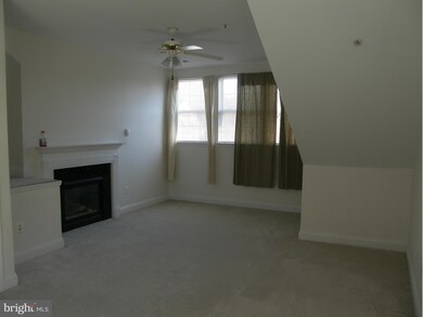 2608 Chancellor Ct, Odenton, MD 21113 - photo 7