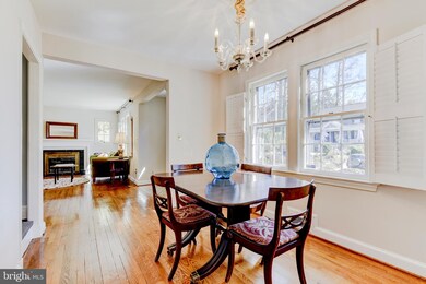 4545 S Chelsea Ln, Bethesda, MD 20814 - photo 4