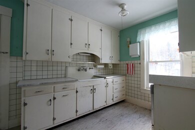 543 Anderson St, Barnet, VT 05821 - photo 4