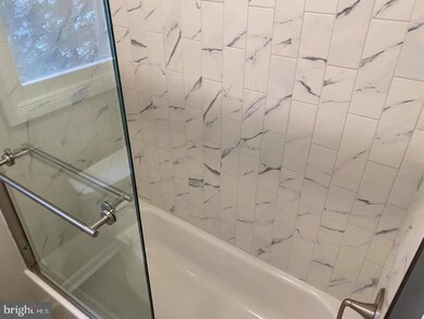 701 Willow St unit 1A, Lansdale, PA 19446 - photo 3