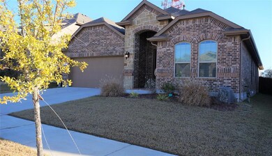 2105 Moonsail Ln, Denton, TX 76210 - photo 2