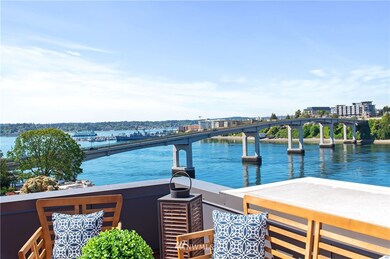 Exquisite views as far as the eye can see from this private rooftop deck! From the Puget Sound to the Washington Narrows, from the Manette Bridge to the Warren Avenue Bridge, from the Seattle Ferry to the Fast Ferry and Port Orchard Ferry, from Navy vessels to sailboats and yachts, from the City lights to the majestic Olympic Mountains, you will have the best seats in the house!