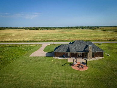 14680 SW Bishop Rd, Cache, OK 73527 - photo 2