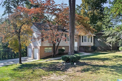 3009 Wood Cir, Center Point, AL 35215 - photo 3