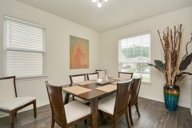 10539 Logger Pine Trail, Houston, TX 77088 - photo 2