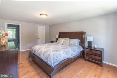 3433 Flint Tavern Place, Woodbridge, VA 22192 - photo 4