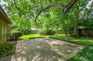 1203 Lamar Dr, Richmond, TX 77469 - photo 4