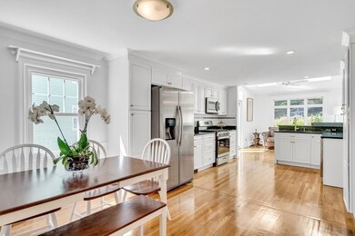 10 Westmoor Cir, West Roxbury, MA 02132 - photo 4