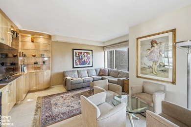 The Sovereign unit 33D, New York, NY 10022 - photo 4