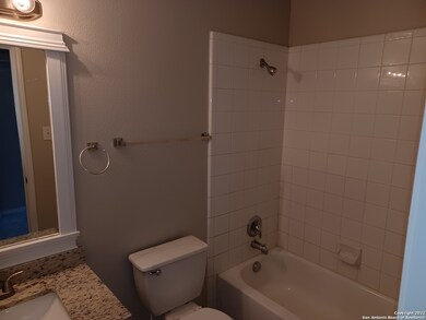 4046 Blue Oak Pass, San Antonio, TX 78223 - photo 7