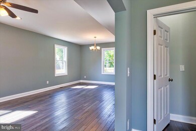 3313 Batavia Ave, Baltimore, MD 21214 - photo 4