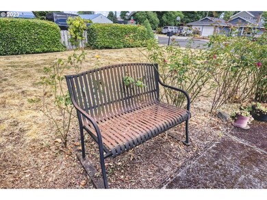 140 SW 8th Ave, Canby, OR 97013 - photo 3