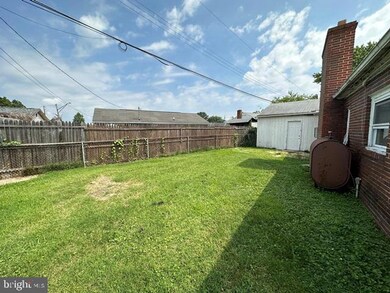 112 Glider Dr, Middle River, MD 21220 - photo 3