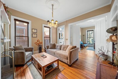 953 Neil Ave, Columbus, OH 43201 - photo 4