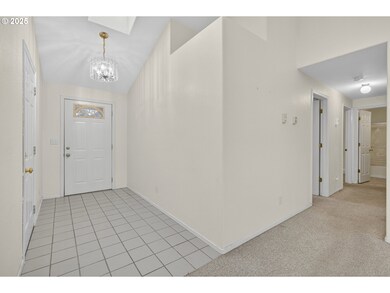 2298 Donovan Dr, Eugene, OR 97401 - photo 7