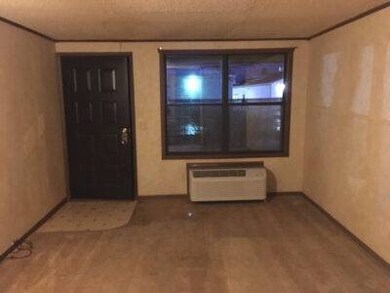 3150 34th St NE unit E, Canton, OH 44705 - photo 4