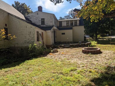 41 Ossipee Back Yard