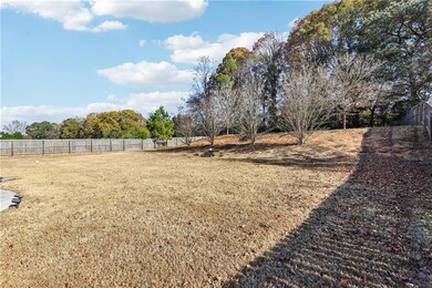 809 Custom Ln, Winder, GA 30680 - photo 7