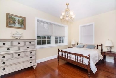 259 Kent St unit 1, Brookline, MA 02446 - photo 2