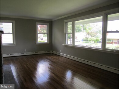 401 Heston Ave, Norristown, PA 19403 - photo 4