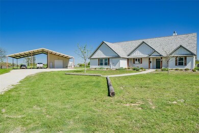 524 Cherokee Lake Ct, Granbury, TX 76049 - photo 3